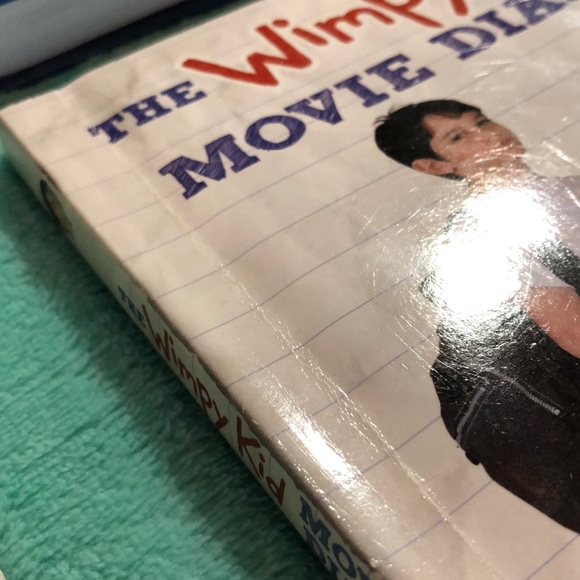 4 DIARY OF A WIMPY KID BOOKS bundle! - Picture 3 of 6